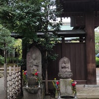 Photo taken at 寿福寺 by Anna S. on 9/22/2022