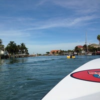 Снимок сделан в Tampa Speedboat Adventures пользователем Sasha R. 12/5/2013
