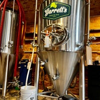 Photo taken at Garrett&amp;#39;s Brewing Company by Rhea B. on 7/24/2023