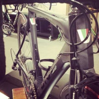 two hubs cycling boutique