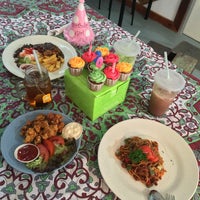 Si Tompok Cafe Asian Restaurant