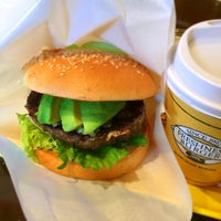 Photo taken at Freshness Burger by tack_sas on 6/10/2016