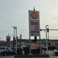 Photo taken at Shell by Jan R. on 10/31/2016