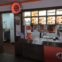 Photo taken at A&amp;amp;W Restaurant by Jan R. on 5/8/2018