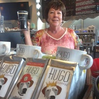 6/2/2014 tarihinde Hugo Coffeeziyaretçi tarafından Hugo Coffee'de çekilen fotoğraf
