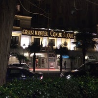 รูปภาพถ่ายที่ Sercotel Gran Hotel Conde Duque โดย Débora E. เมื่อ 2/2/2016
