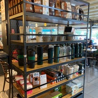 Photo taken at Starbucks by Zehra Ö. on 10/17/2021