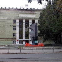 Photo taken at Памятник «Красное знамя» by Iwan on 8/30/2014