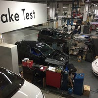 Photo taken at Volkswagen Service Centre by Tom M. on 9/22/2016
