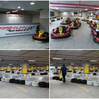 Photo taken at Adrenalina Kart Shopping Taboão by Anderson D. on 6/12/2014