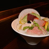 Das Foto wurde bei SAWA Hibachi Steakhouse, sushi Bar and Thai von Yext Y. am 7/16/2020 aufgenommen