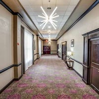 Foto diambil di Best Western Plus Dallas Hotel &amp;amp; Conference Center oleh Yext Y. pada 8/11/2019