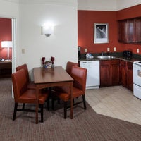 Foto scattata a Residence Inn by Marriott Fort Worth Cultural District da Yext Y. il 5/12/2020