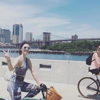 Photo prise au Get Up and Ride Bike Tours of NYC par Yext Y. le3/28/2018