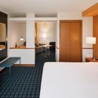 Foto diambil di Fairfield Inn &amp; Suites by Marriott Conway oleh Yext Y. pada 5/7/2020