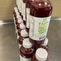 Photo taken at Farm to Juice by Yext Y. on 6/20/2020