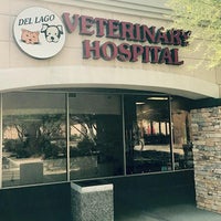Foto tirada no(a) VCA Del Lago Animal Hospital por Yext Y. em 2/22/2018