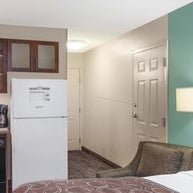 Staybridge Suites Memphis Poplar Ave East 1070 Ridge Lake Blvd - 