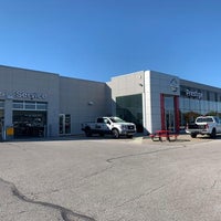 Photo taken at Fenton Nissan of Lee&amp;#39;s Summit by Yext Y. on 10/23/2019