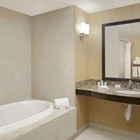 Hilton Garden Inn 10 Tips