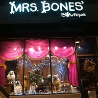 Photo taken at Mrs. Bones Decorative Dog Collars by Yext Y. on 12/15/2016