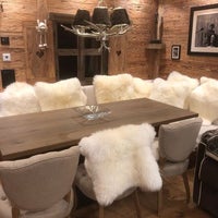 Das Foto wurde bei Baumann Innendekorationen von Yext Y. am 7/14/2020 aufgenommen