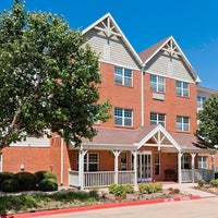 รูปภาพถ่ายที่ TownePlace Suites Dallas Bedford โดย Yext Y. เมื่อ 5/6/2020