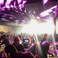 รูปภาพถ่ายที่ Theory Nightclub Uptown โดย Yext Y. เมื่อ 8/14/2018