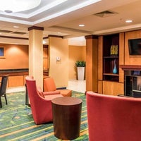 Foto scattata a Fairfield Inn &amp;amp; Suites by Marriott Muskegon Norton Shores da Yext Y. il 5/6/2020