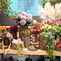日比谷花壇 大手町プレイス イーストタワー店 大手町 0 Tavsiye