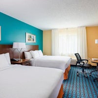 Photo prise au Fairfield Inn &amp;amp; Suites Houston Westchase par Yext Y. le5/14/2020