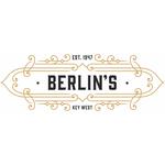 Foto tirada no(a) Berlin&amp;#39;s Cocktail Bar &amp;amp; Lounge por Yext Y. em 5/29/2019