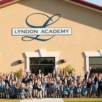 Foto tomada en Lyndon Academy  por Yext Y. el 10/25/2018