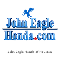 Photo prise au John Eagle Honda of Houston par Yext Y. le8/28/2018