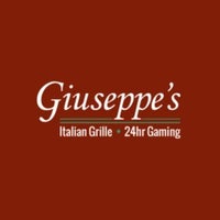 Photo prise au Giuseppe&amp;#39;s Bar &amp;amp; Grille par Yext Y. le8/25/2020