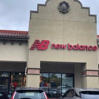 New balance shoe store overland park kansas hot sale