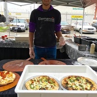7/19/2016에 Yext Y.님이 Elemental Pizza in Tacoma에서 찍은 사진