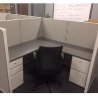 Foto scattata a CJ Office Furniture da Yext Y. il 9/14/2017