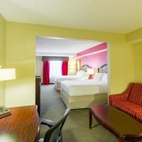รูปภาพถ่ายที่ Holiday Inn Express &amp;amp; Suites Williamsburg โดย Yext Y. เมื่อ 3/7/2020
