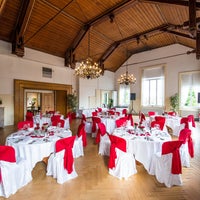 Photo taken at Linde by Yext Y. on 11/22/2017