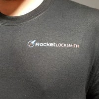 รูปภาพถ่ายที่ Rocket Locksmith โดย Yext Y. เมื่อ 8/2/2018