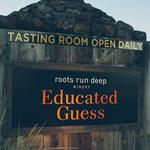 7/14/2017 tarihinde Yext Y.ziyaretçi tarafından Roots Run Deep Winery'de çekilen fotoğraf