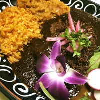Photo prise au Aztlan Mexican Grill par Yext Y. le3/26/2020