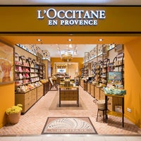 Photo taken at L&amp;#39;OCCITANE EN PROVENCE by Yext Y. on 12/3/2018