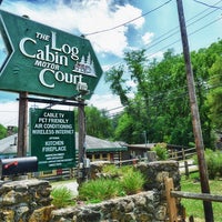 Log Cabin Motor Court Motel