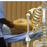 Foto scattata a Spine Plus Chigwell - Osteopathy &amp;amp; Physiotherapy da Yext Y. il 8/20/2016