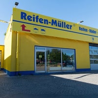 Photo taken at Reifen-Müller, Georg Müller GmbH &amp;amp; Co.KG by Yext Y. on 7/31/2020