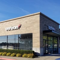 Photo taken at Cellular Plus, Verizon Authorized Retailer by Yext Y. on 4/24/2019