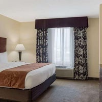 รูปภาพถ่ายที่ Comfort Suites Hotel &amp;amp; Convention Center โดย Yext Y. เมื่อ 9/23/2020