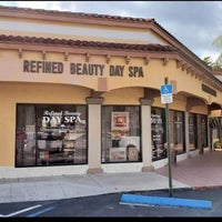 รูปภาพถ่ายที่ Refined Beauty Day Spa โดย Yext Y. เมื่อ 2/11/2020